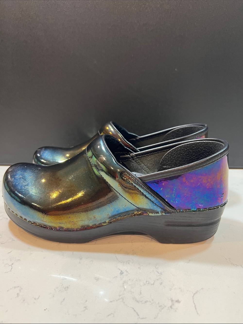 Dansko XP 2.0 Women's Rainbow Fleck Patent Leather Clog U.S. 9.5 EU Size 40 - Picture 7 of 16